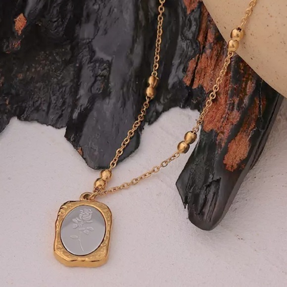 18K Gold Plated Rose Pendant Necklace - Picture 6 of 13